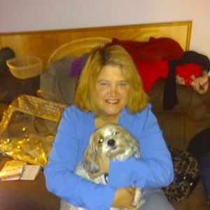 Meet your Posher, Angela